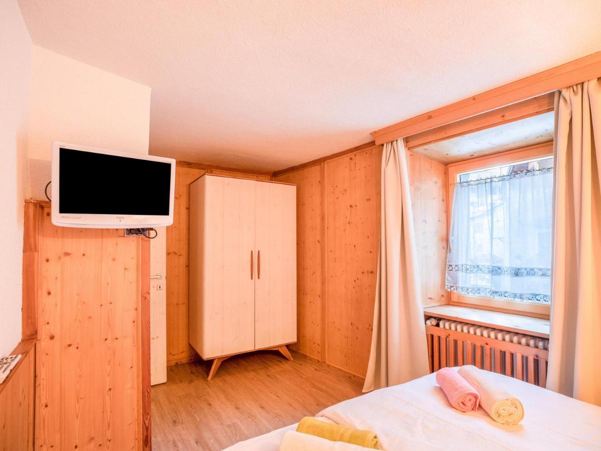 Chalet Osmar Appartamento 1 Campitello di Fassa Bagian luar foto
